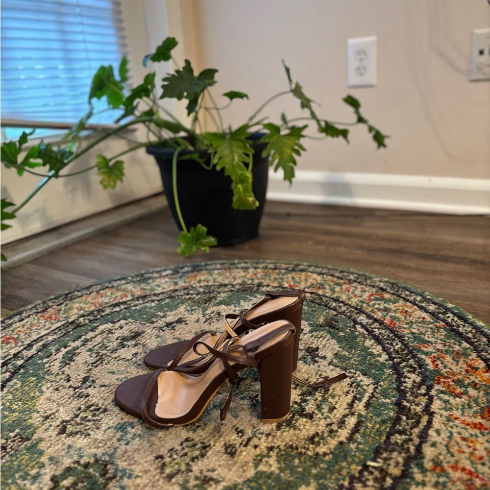 Elegant Brown Women's Heels